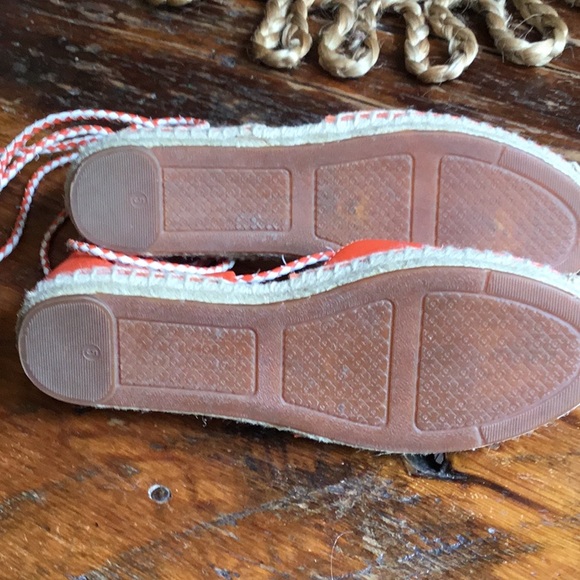NWOT Tory Burch Lace Up Espadrilles - Picture 3 of 4
